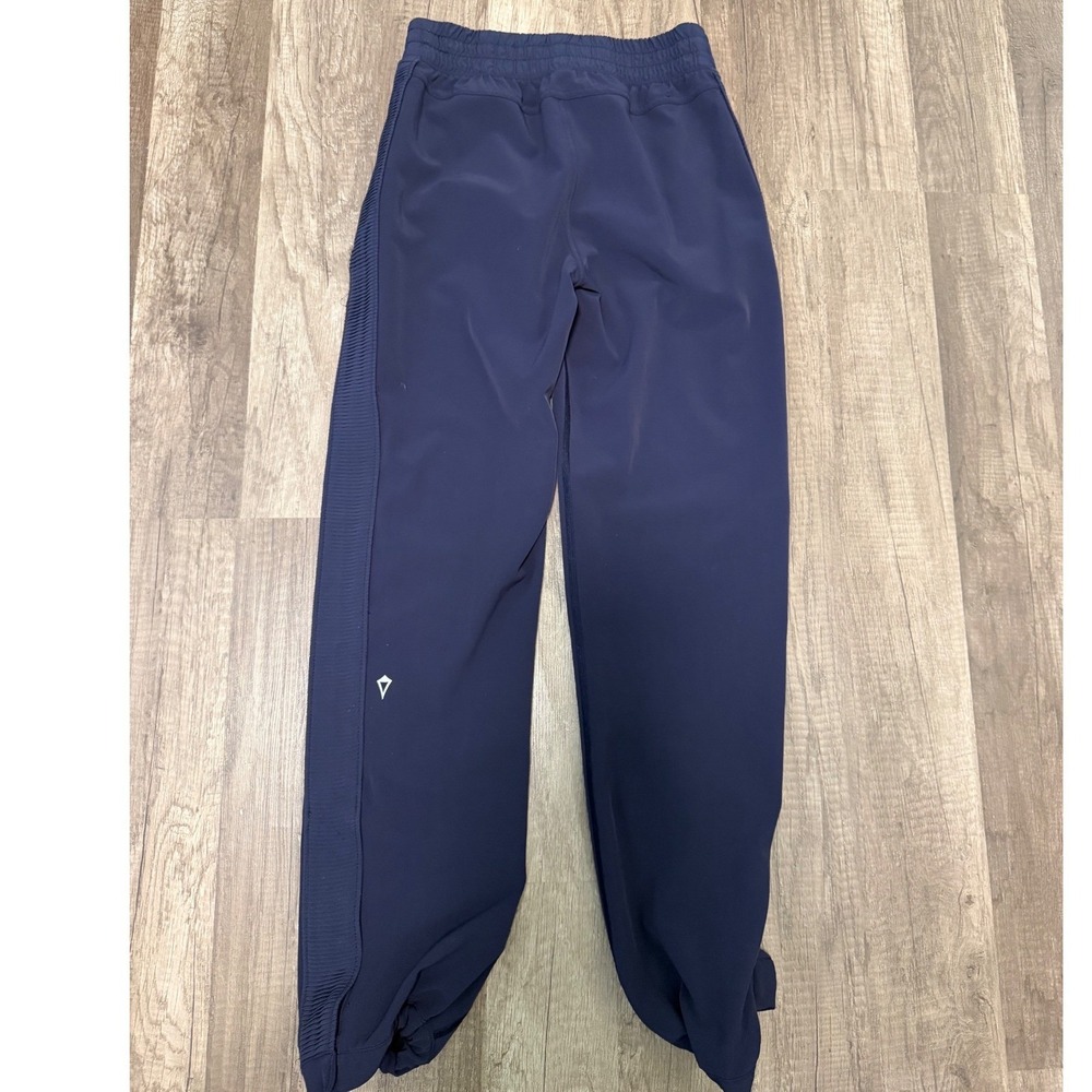 Ivivva Lululemon Girls Navy Blue Pleated Side Snap Button Jogger Pants Size 12 - Picture 2 of 6
